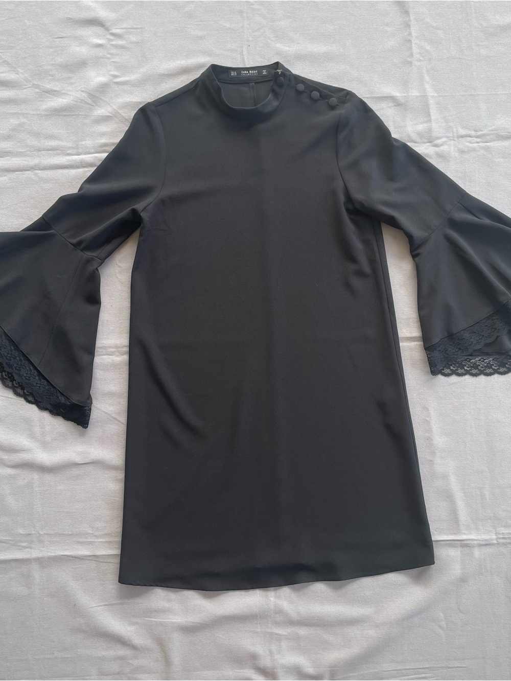 Zara Basic Black Shift Dress 3/4 Lace Bell Sleeves Size XS Mock Neck Crepe GUC